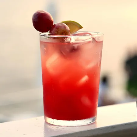 ホテル Nur カシュ