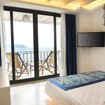 Nur Hotel